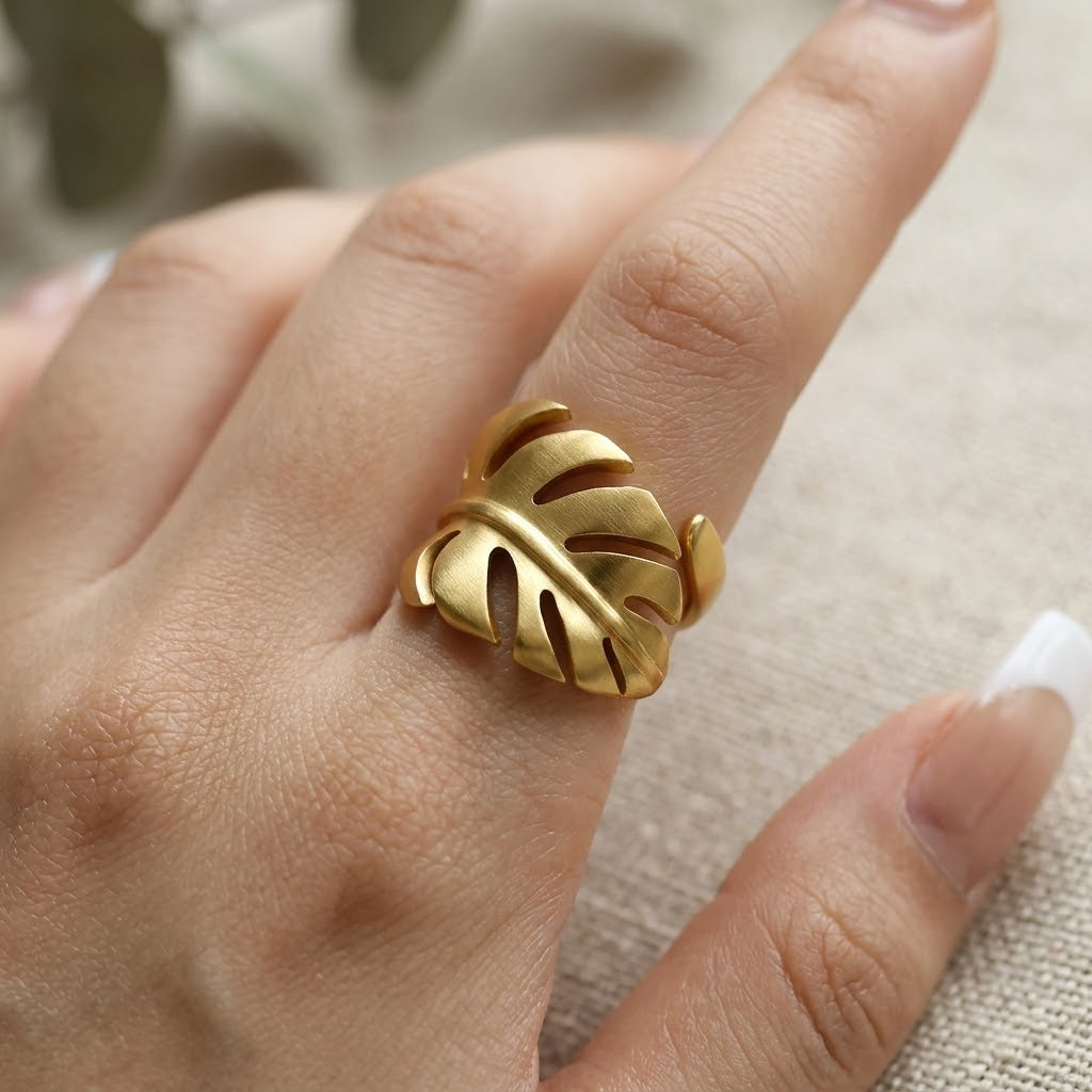 Anello a foglia di Monstera