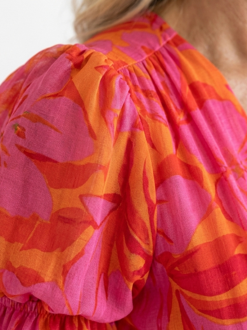 Willow | Vestito midi floreale con scollo a V e maniche a sbuffo