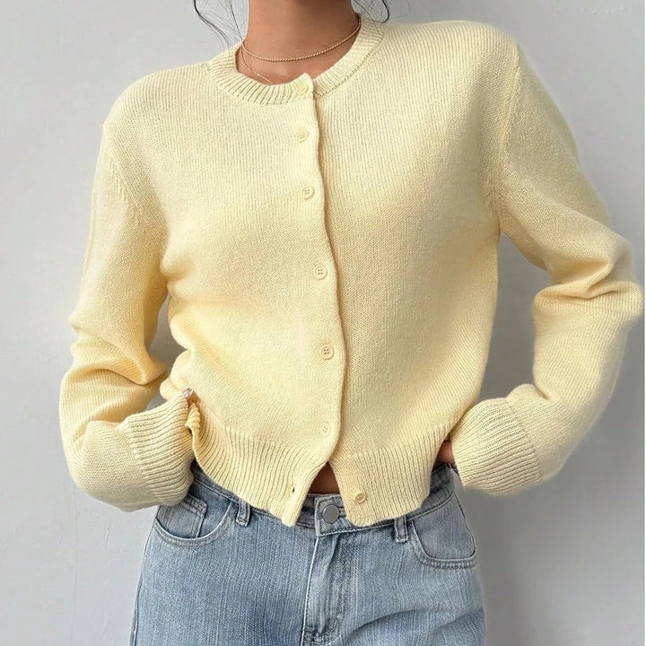Nives | Cardigan classico con bottoni
