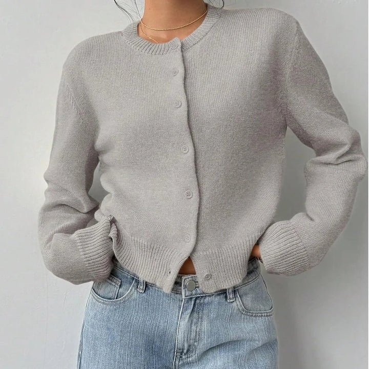 Nives | Cardigan classico con bottoni