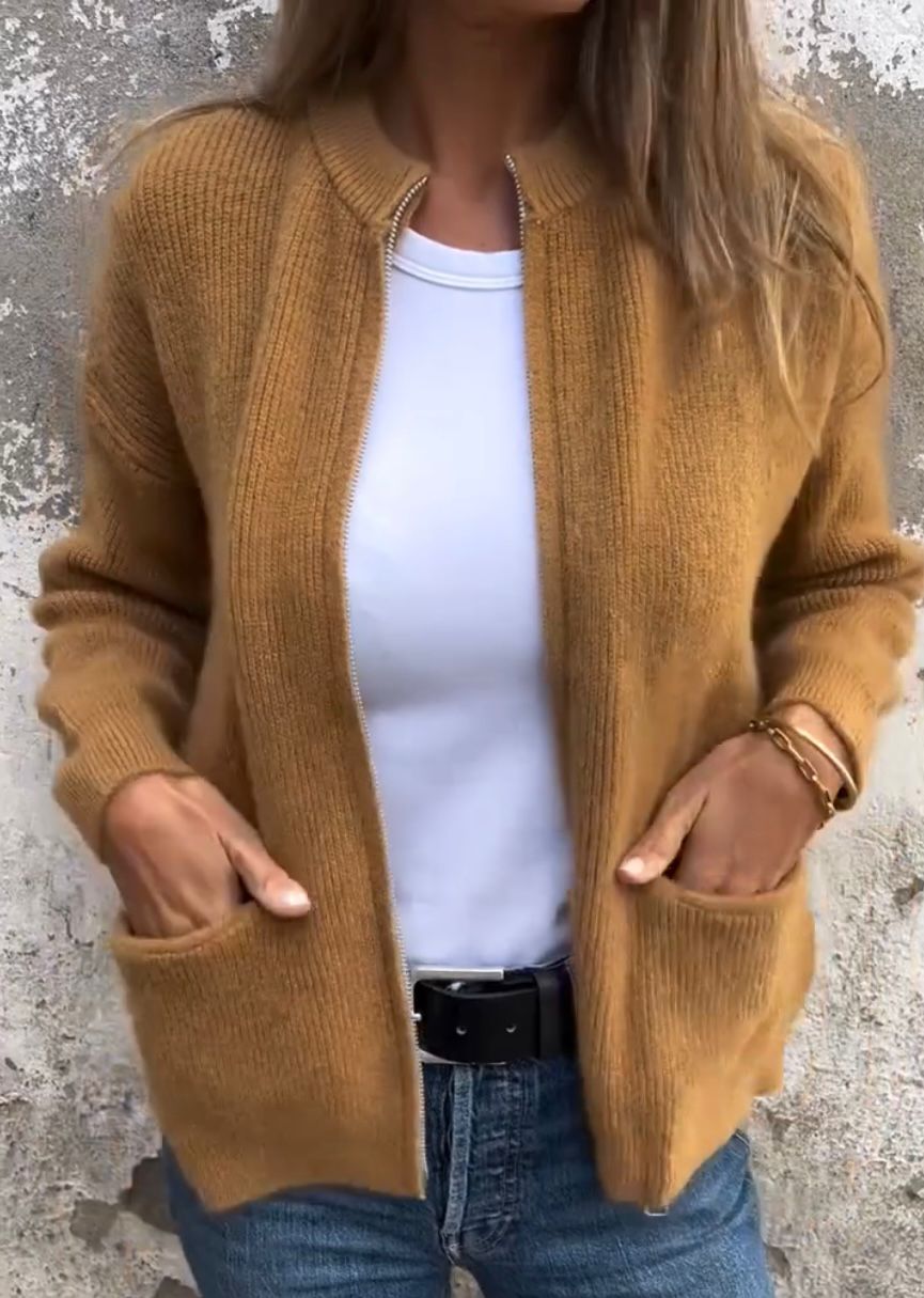 Linda | Cardigan dal design minimale con tasche