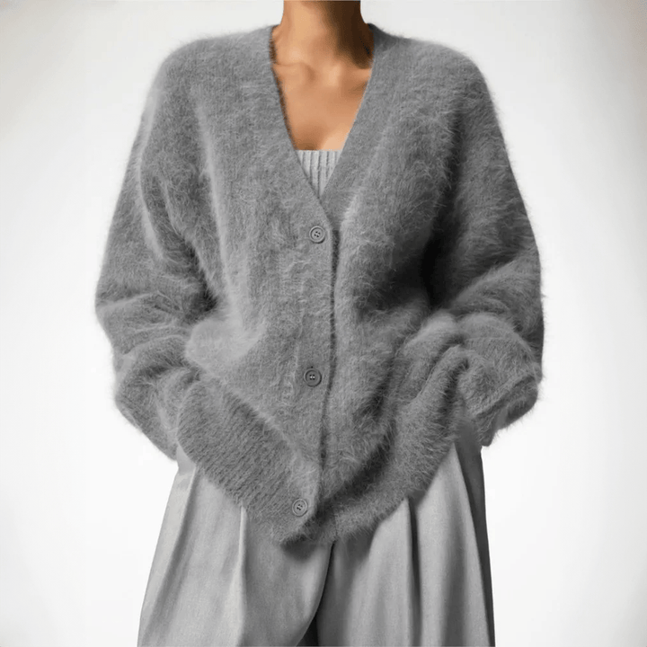 Serafina | Cardigan morbido con scollo a V profondo