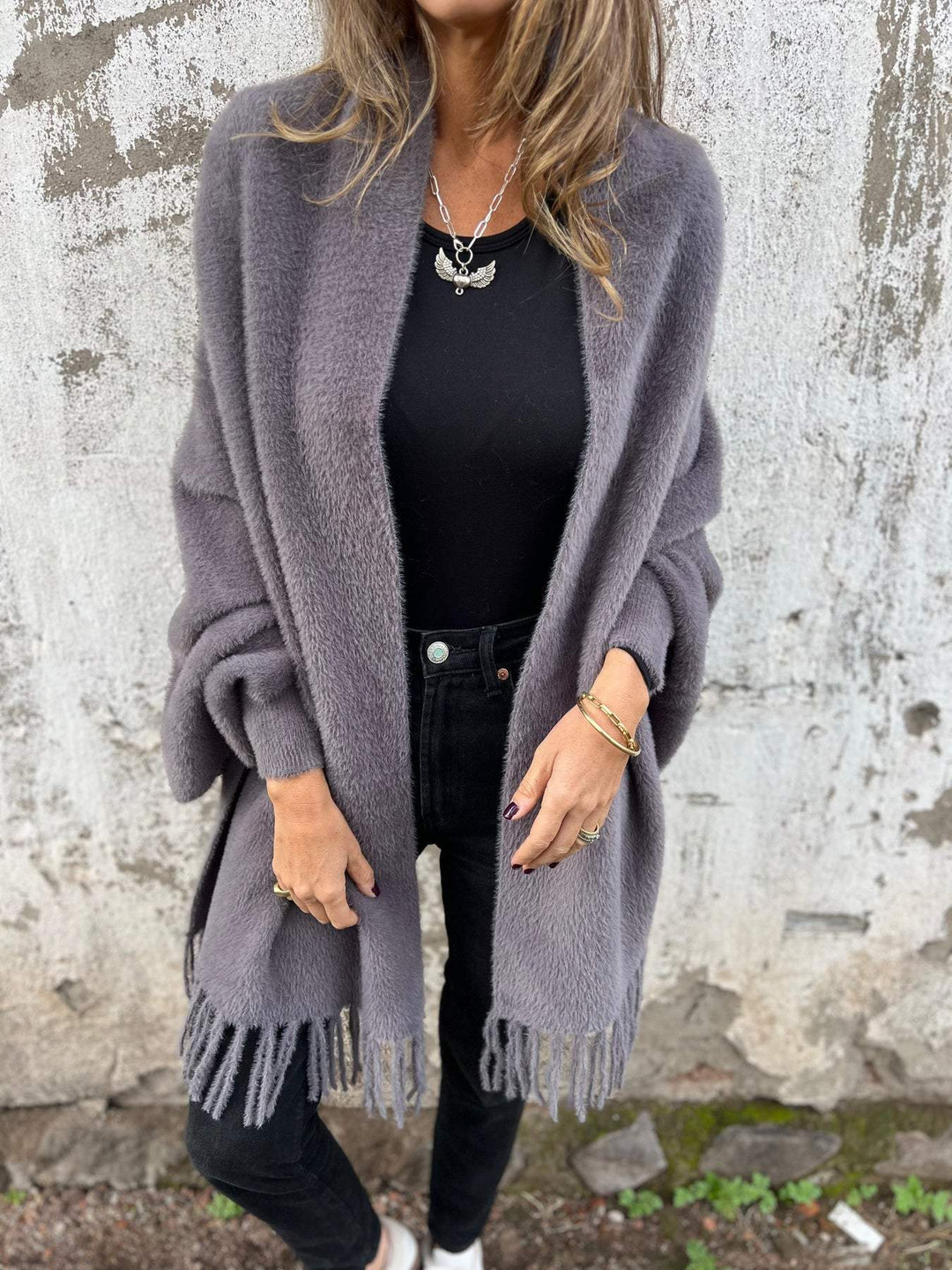 Ludovica | Cardigan lungo e caldo con frange