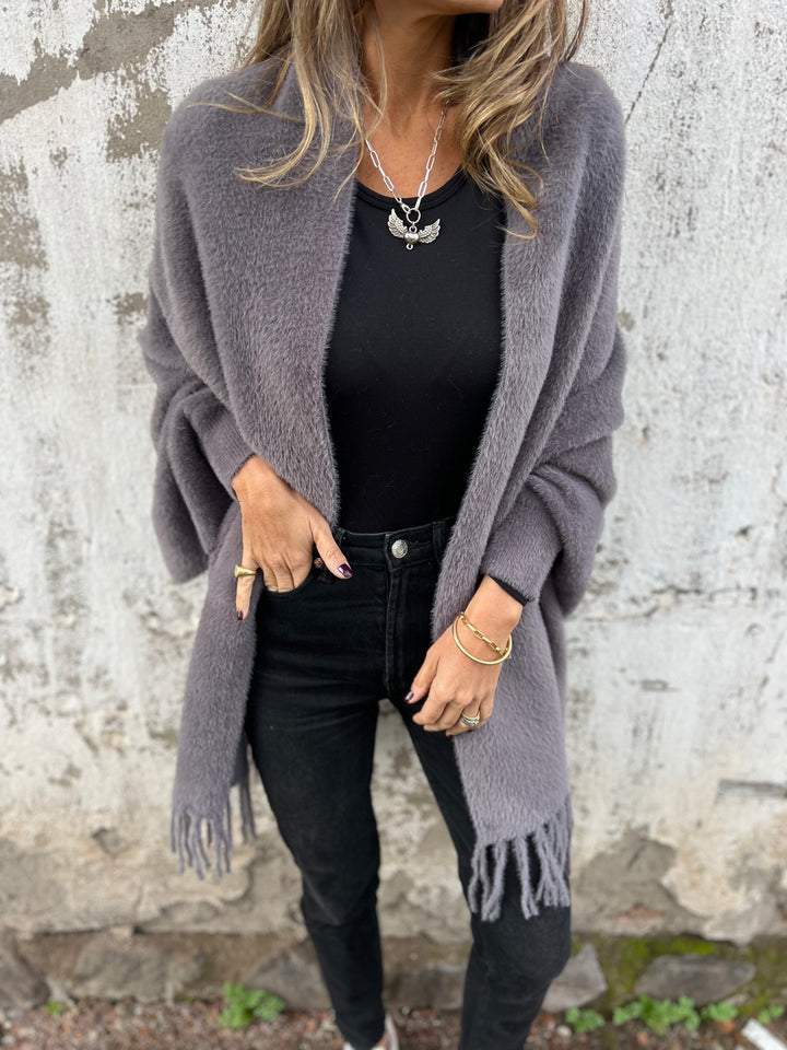 Ludovica | Cardigan lungo e caldo con frange