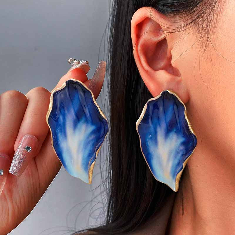 Orecchini pendenti a forma di petalo, stile statement