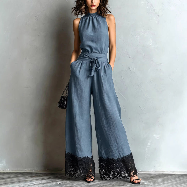 Tuta a gamba larga con scollo all&