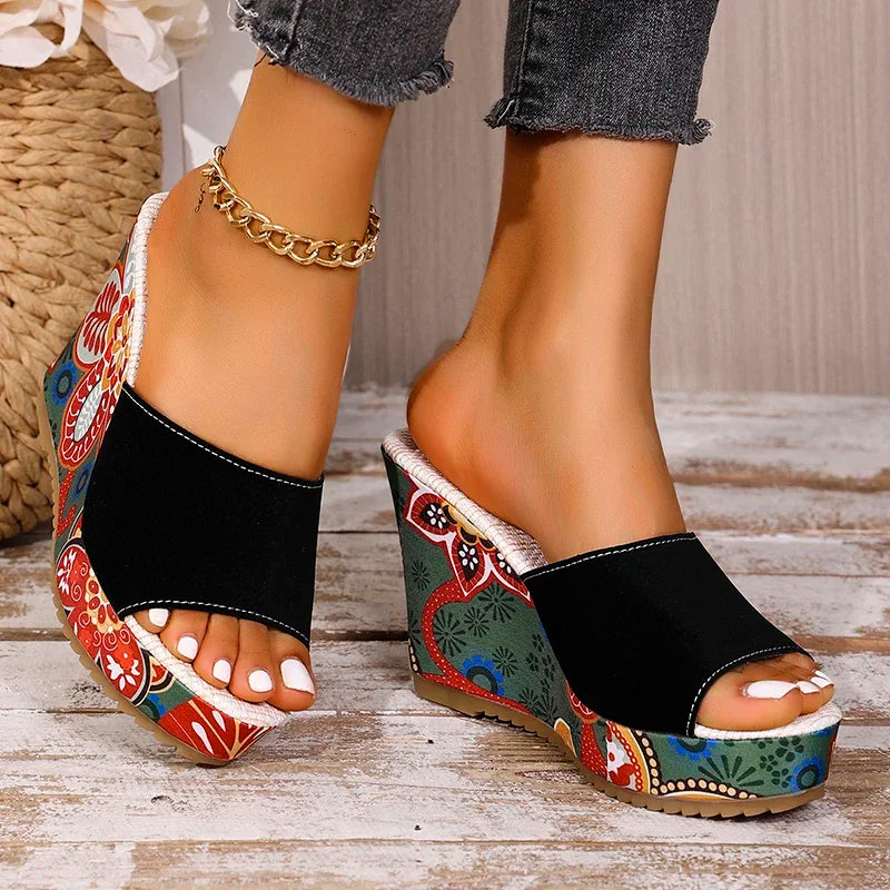 Sandali con zeppa Aria