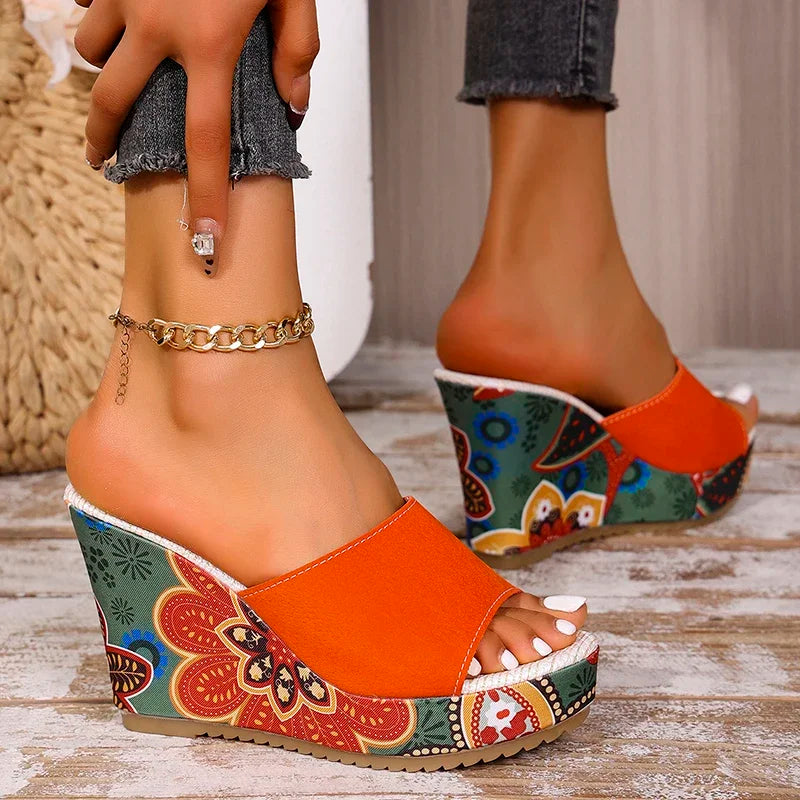 Sandali con zeppa Aria