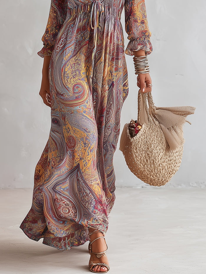Abito lungo in chiffon con stampa paisley, scollo a V, arricciato