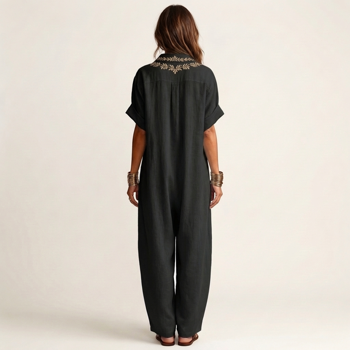 Amarina | Vestito maxi in lino ricamato con scollatura a V